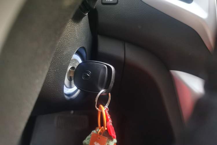 Used Changan Eado New Energy 2016 All-Electric Luxury Model
