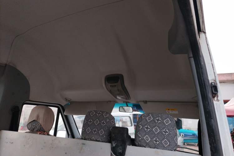 Used Iveco Power Daily 2017 2.5T Deluxe A37 High-Roof 6-7 Seater Bus 47Z5