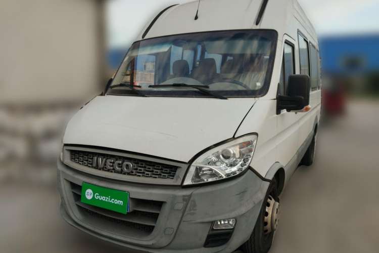 Used Iveco Power Daily 2017 2.5T Deluxe A37 High-Roof 6-7 Seater Bus 47Z5