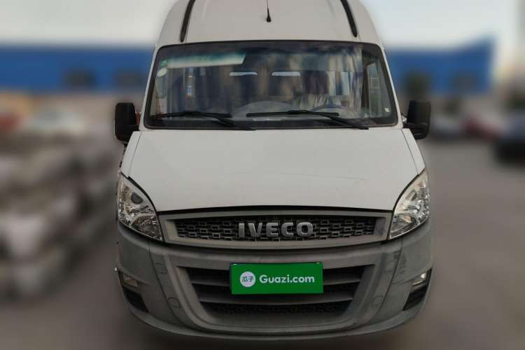 Used Iveco Power Daily 2017 2.5T Deluxe A37 High-Roof 6-7 Seater Bus 47Z5