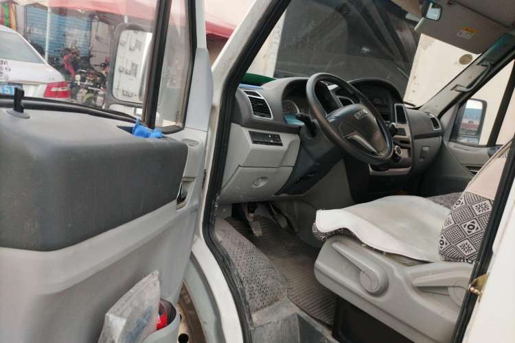 Used Iveco Power Daily 2017 2.5T Deluxe A37 High-Roof 6-7 Seater Bus 47Z5