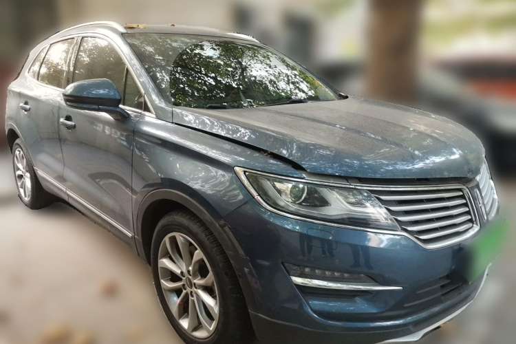 Used Lincoln MKC 2017 2.0T Two-Wheel-Drive Luxury Edition