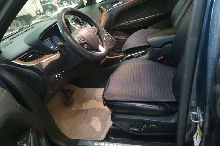 Used Lincoln MKC 2017 2.0T Two-Wheel-Drive Luxury Edition