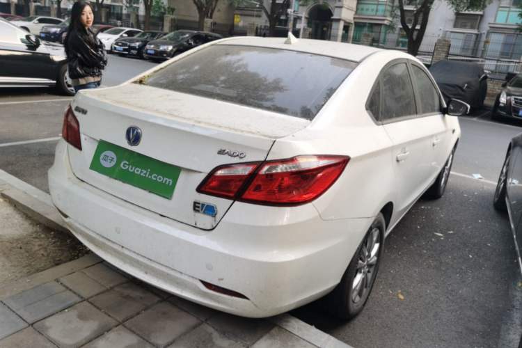Used Changan Eado New Energy 2016 All-Electric Luxury Model
