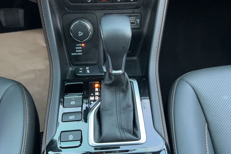 Used Jeep Grand Commander 2018 2.0T Four-Wheel Drive Smart Enjoyment Version China VI
