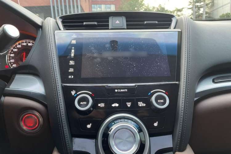 Used Acura CDX 2016 1.5T Two-Wheel Drive Deluxe Edition Interior 3