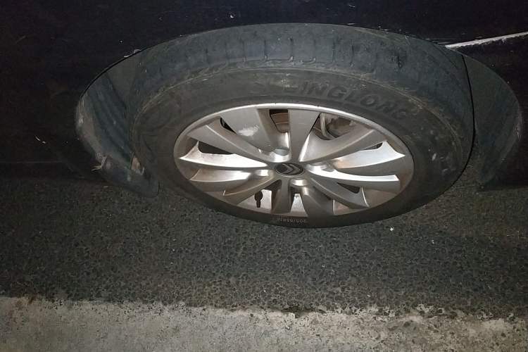 Used Citroen C-Quatre 2012 Sedan 1.6L Automatic Prestige Model Right Front Wheel Hub