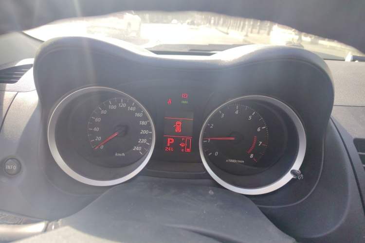 Used Mitsubishi Lancer EX 2013 Chasing Edition 1.8L CVT Luxury Model

