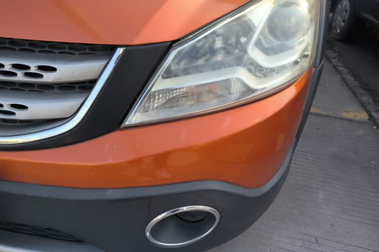 Used Dongfeng Aeolus H30 2012 CROSS 1.6L Automatic Luxury Model