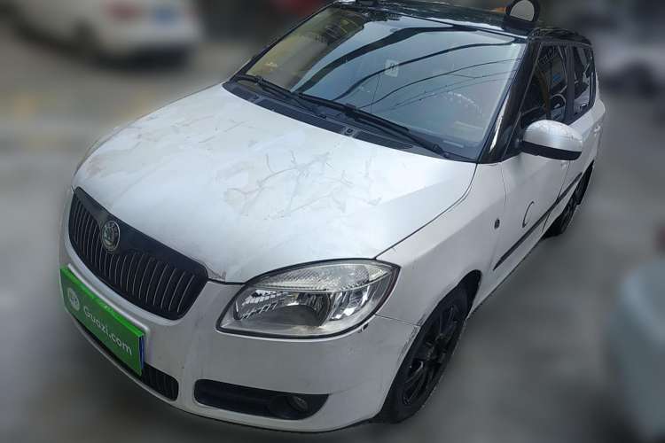 Used Skoda Fabia 2009 1.6L Automatic Crystal Edition