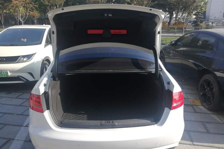 Used Audi A4L 2013 30 TFSI Manual Comfort Model
