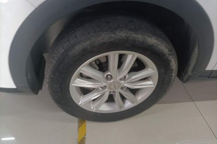 Used Zotye T300 2019 1.5L Manual "Xiao Qiang" Edition Left Front Wheel Hub