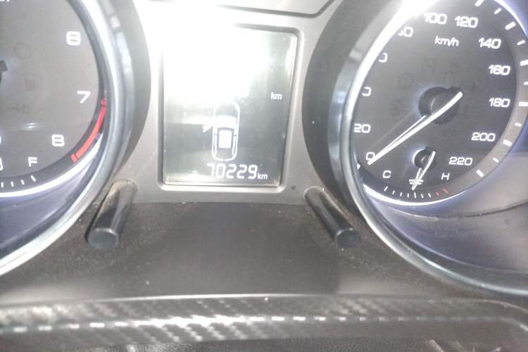 Used Zotye T300 2019 1.5L Manual "Xiao Qiang" Edition Odometer Close Up