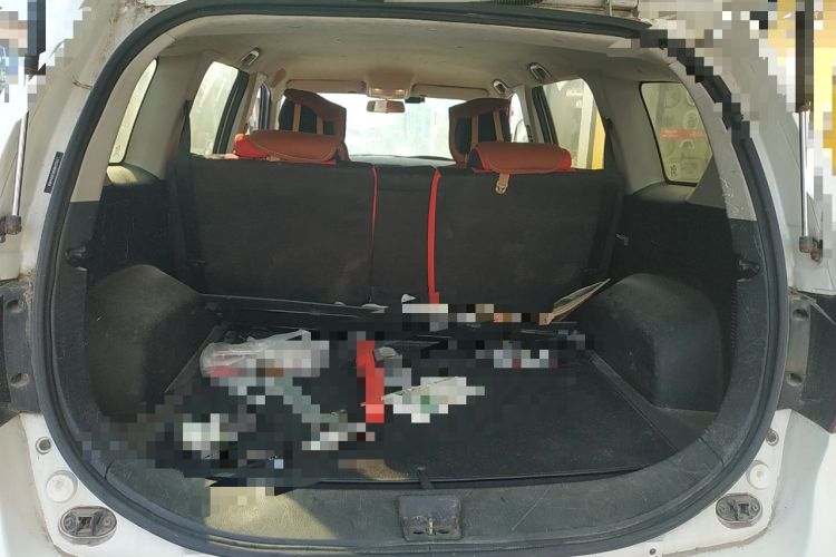 Used Land X8 2014 Explorer Edition 2.0T Gasoline 4x2 Luxury Model
