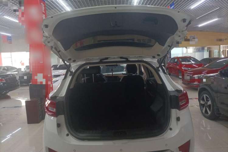 Used Zotye T300 2019 1.5L Manual "Xiao Qiang" Edition Trunk