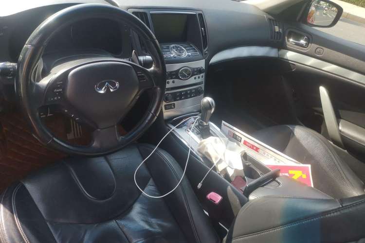Used Infiniti G Series 2010 G37 Coupe Convertible Alloy Edition