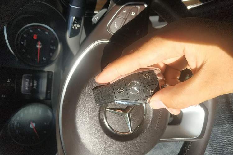 Used Mercedes-Benz GLC 2019 GLC 260 L 4MATIC Luxury Model
