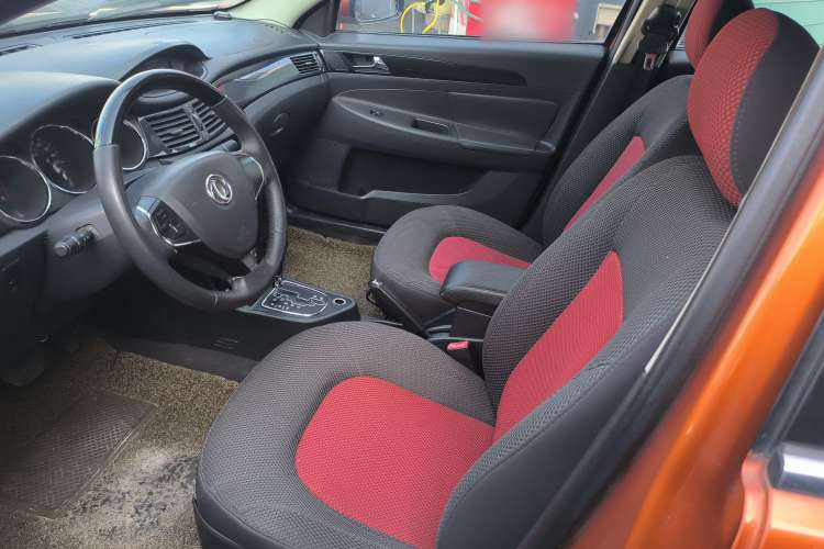 Used Dongfeng Aeolus H30 2012 CROSS 1.6L Automatic Luxury Model