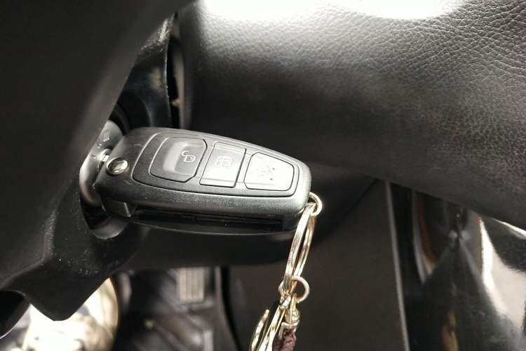 Used Ford Focus 2015 Hatchback 1.6L Automatic Fashion Edition
