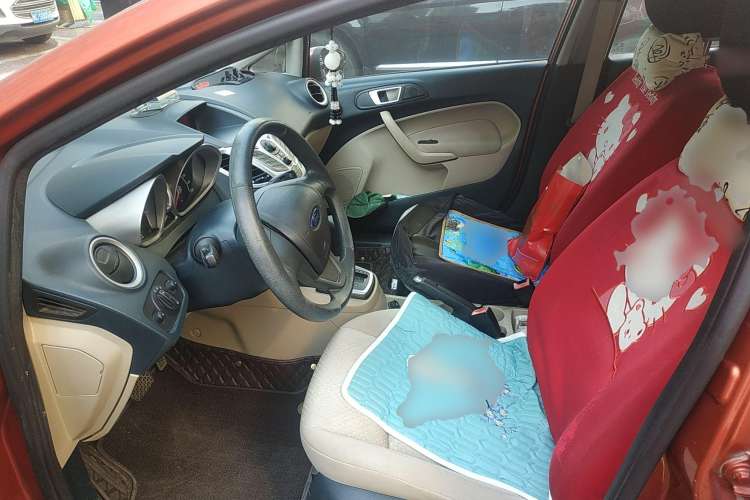 Used Ford Fiesta 2009 Hatchback 1.5L Automatic Fashion Edition
