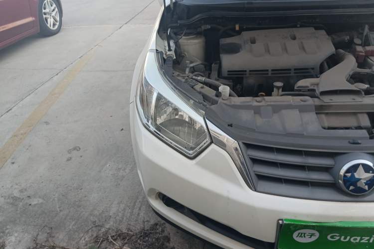 Used Venucia D50 2012 1.6L Manual Comfort Edition
