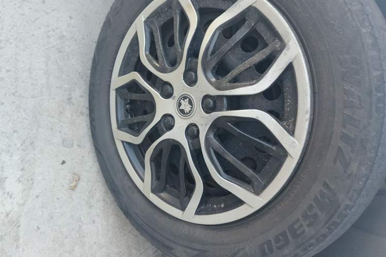 Used Venucia D50 2012 1.6L Manual Comfort Edition
