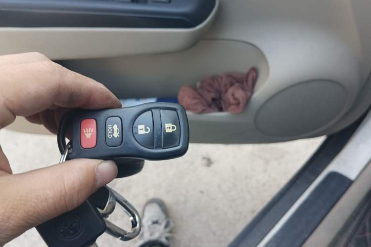 Used Venucia D50 2012 1.6L Manual Comfort Edition
