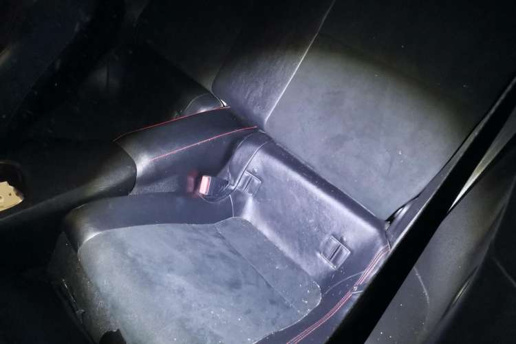 Used Toyota 86 2013 2.0L Automatic Luxury Version