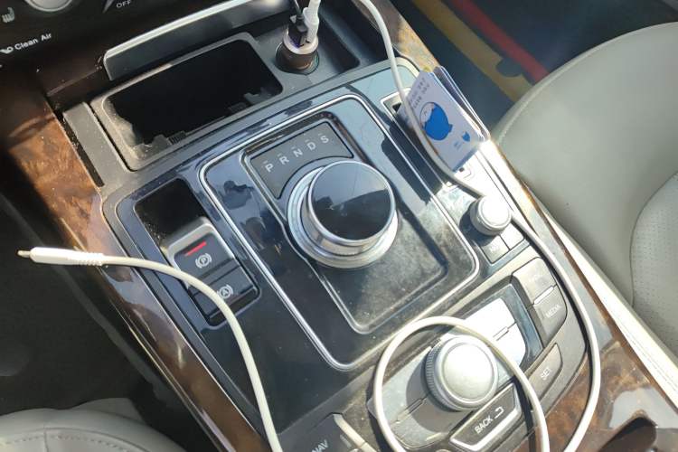 Used Zotye Z700 2018 Z700H 1.8T DCT Prestige Model Gear Lever