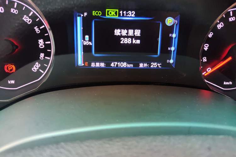 Used BYD e5 2016 300 Luxury Edition
