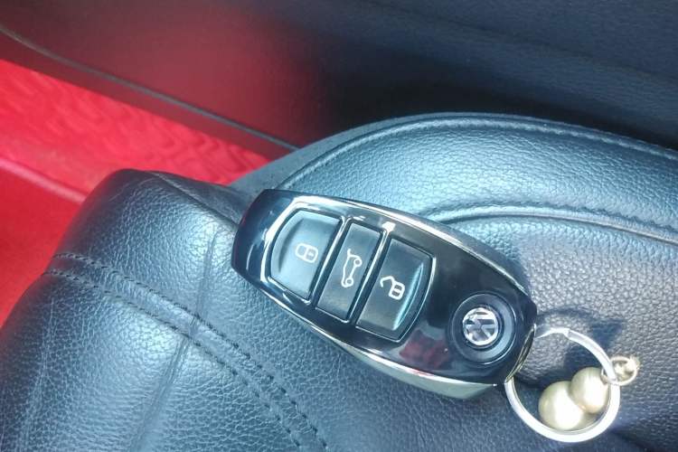 Used Volkswagen Touareg 2011 3.0 TDI Diesel Standard Version Vehicle Key
