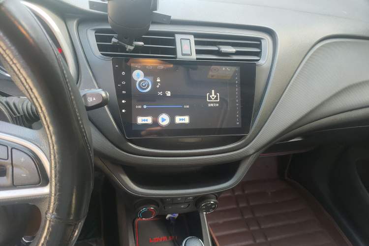 Used Chevrolet Lova RV 2016 1.5L Automatic Smart Drive Edition Audio And AC Panel