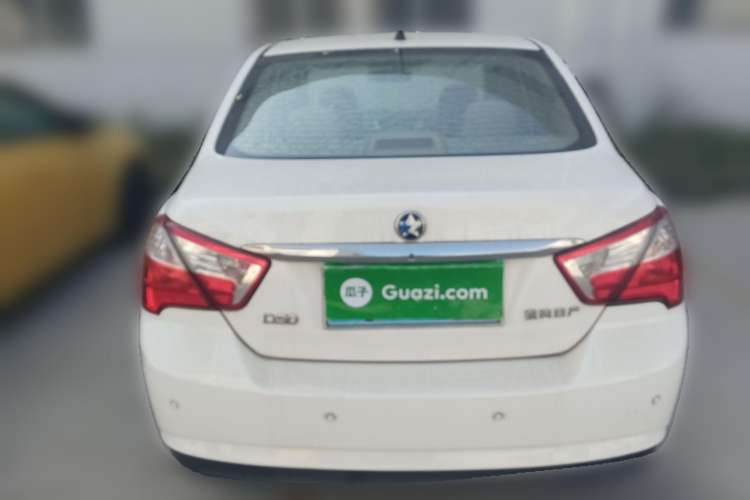 Used Venucia D50 2012 1.6L Manual Comfort Edition
