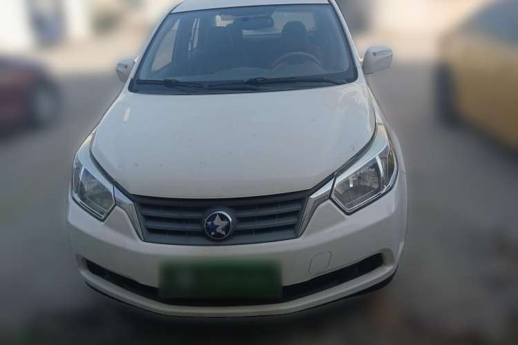 Used Venucia D50 2012 1.6L Manual Comfort Edition
