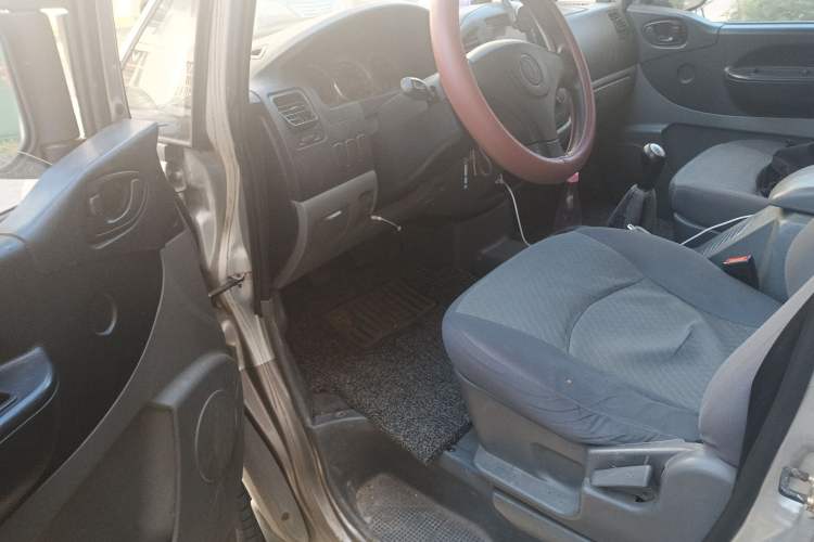 Used FORTHING Lingzhi 2012 Passenger Version 1.6L Comfort Edition