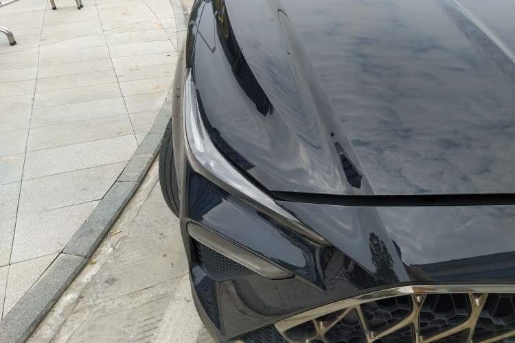 Used MG 5 Scorpio 2022 1.5T Trophy Sport Luxurious Edition Right Front Headlight