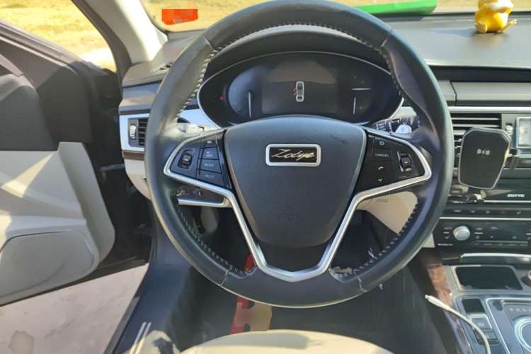 Used Zotye Z700 2018 Z700H 1.8T DCT Prestige Model Steering Wheel