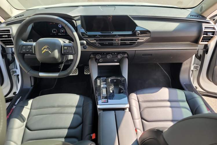 Used Citroen C5 X 2022 1.6T Xiang Bufan – Year of the Tiger New Beginnings Edition
