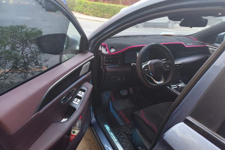 Used JETOUR X90 2022 Zilong 2.0T DCT Changsheng Edition 7-Seater
