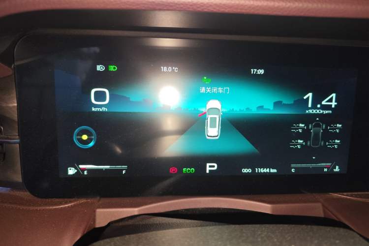 Used JETOUR X90 2022 Zilong 2.0T DCT Changsheng Edition 7-Seater
