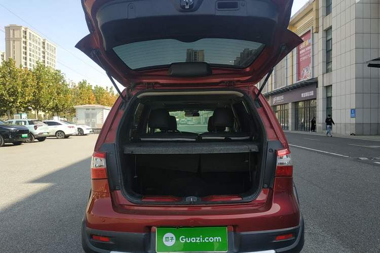 Used Nissan Livina 2013 JINRUI 1.6XV CVT Luxury Edition
