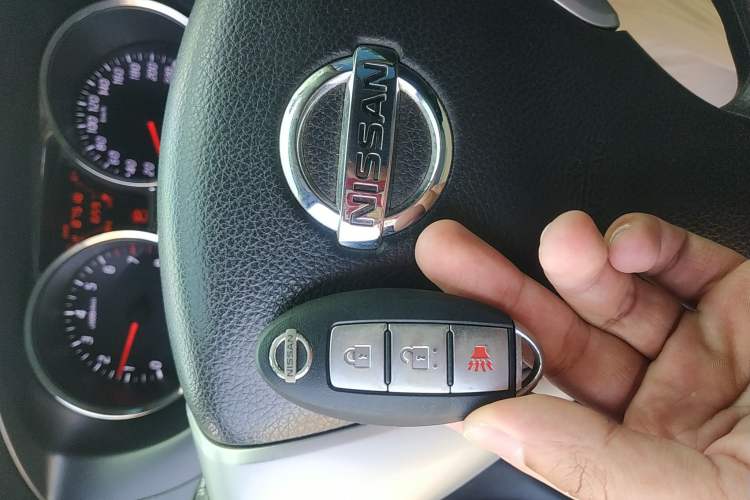 Used Nissan Livina 2013 JINRUI 1.6XV CVT Luxury Edition
