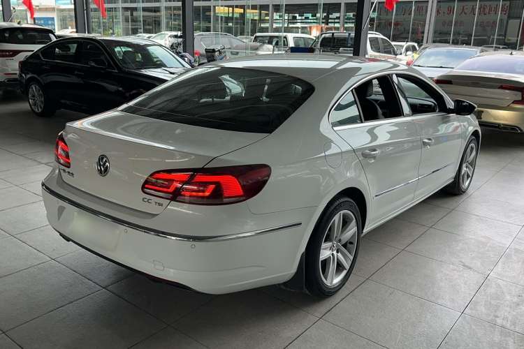 Used Volkswagen CC 2015 1.8TSI Prestige Model
