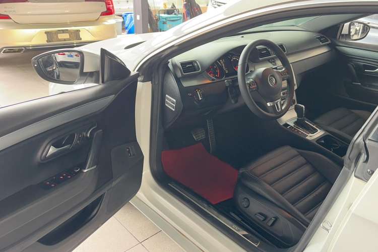 Used Volkswagen CC 2015 1.8TSI Prestige Model
