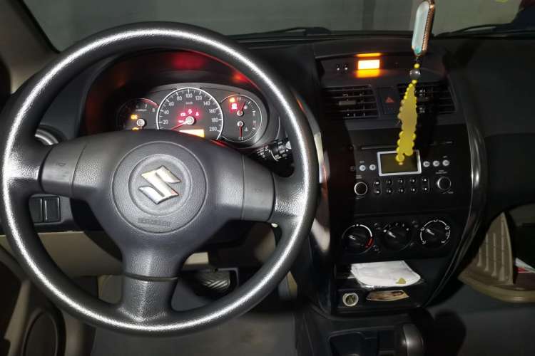 Used Suzuki SX4 2011 Hatchback 1.6L Automatic Dynamic Model

