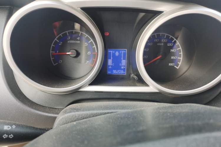 Used CHANGAN OSHAN Ounuo S 2012 1.3L Elite Version
