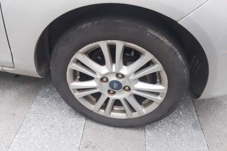 Used Ford Fiesta 2011 Hatchback 1.5L Automatic Fashion Edition