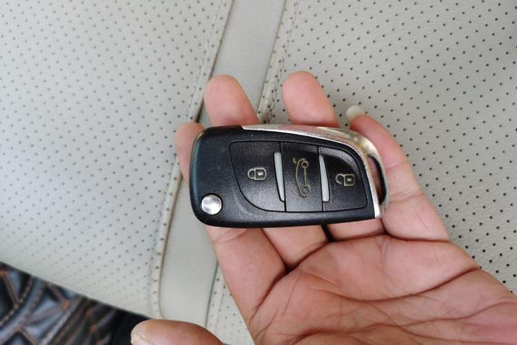 Used Mitsubishi Pajero Sport 2013 3.0L Automatic Two-Wheel Drive Luxury Edition