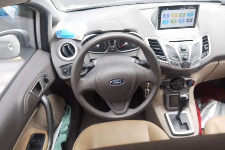 Used Ford Fiesta 2011 Hatchback 1.5L Automatic Fashion Edition