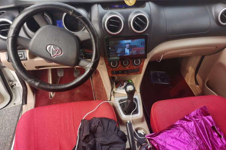 Used CHANGAN OSHAN Ounuo S 2012 1.3L Elite Version
